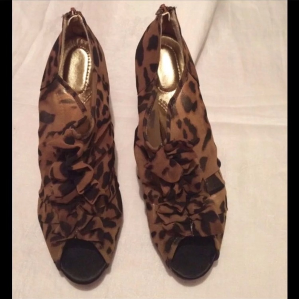 Cheetah heels